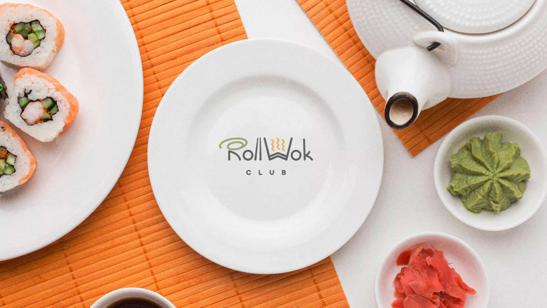 Разработка логотипа и фирменного стиля в Анадыре для суши-бара «Roll Wok Club» Разработка логотипа и фирменного стиля в Анадыре для суши-бара «Roll Wok Club»